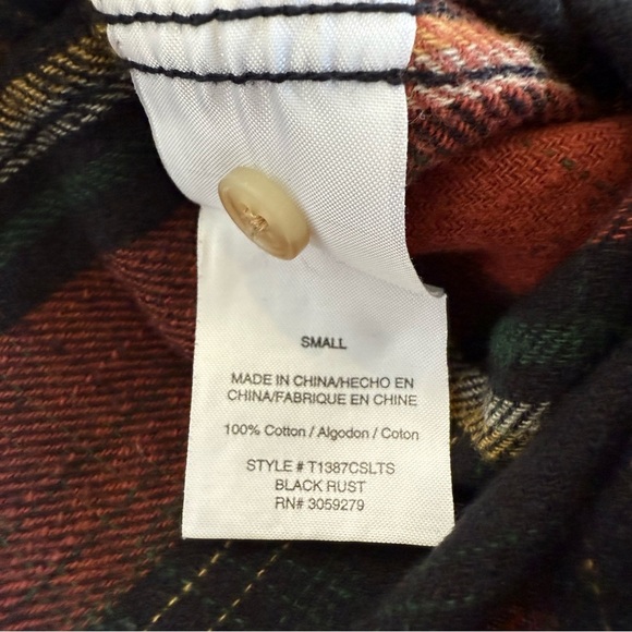 Thread & Supply Women’s Red Rock & Black Plaid Fleece Button Down Size Small - Picture 15 of 16